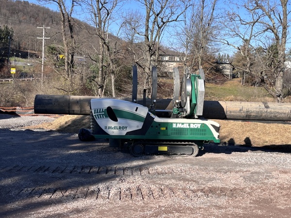 Machinery moving tree